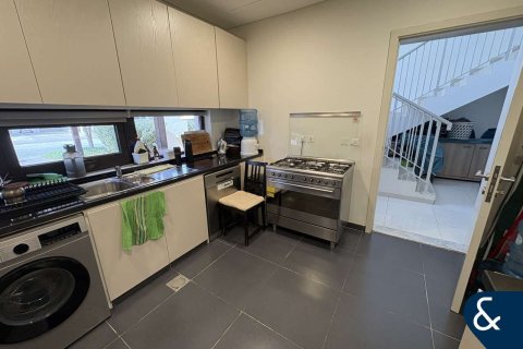 Rijtjeshuis te koop in DAMAC Hills (Akoya by DAMAC), Dubai, VAE 3 slaapkamers, 204 vr.m., nr 667349 - foto 9