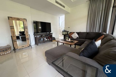 Rijtjeshuis te koop in DAMAC Hills (Akoya by DAMAC), Dubai, VAE 3 slaapkamers, 204 vr.m., nr 667349 - foto 4