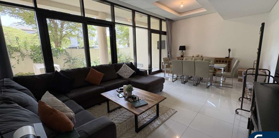 Rijtjeshuis in DAMAC Hills (Akoya by DAMAC), Dubai, VAE 3 slaapkamers, 204 vr.m. nr 667349