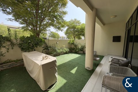 Rijtjeshuis te koop in DAMAC Hills (Akoya by DAMAC), Dubai, VAE 3 slaapkamers, 204 vr.m., nr 667349 - foto 3