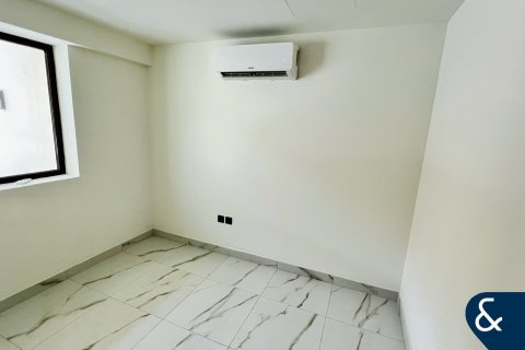 Kaupunkipientalo Mohammed Bin Rashid City, Dubai, Arabiemiraatit 4 makuuhuonetta, 257 m2 № 667344 - kuva 9
