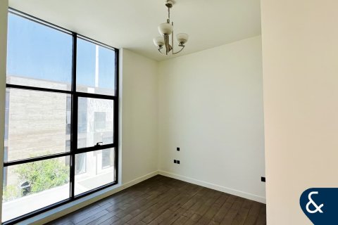Kaupunkipientalo Mohammed Bin Rashid City, Dubai, Arabiemiraatit 4 makuuhuonetta, 257 m2 № 667344 - kuva 10