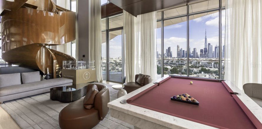 Katusekorter asukohaga Dubai, AÜE: 6 magamistoaga, 1404.5 m² Nr 691185