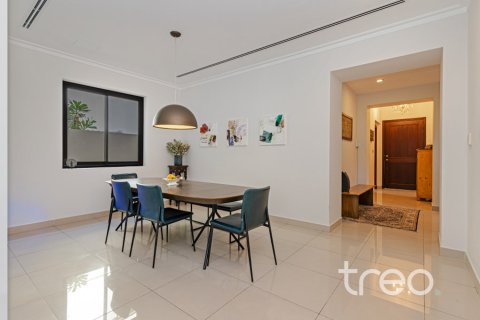 Villa til leje i Arabian Ranches 2, Dubai, UAE 5 soveværelser, 368.82 kvm № 739314 - foto 5