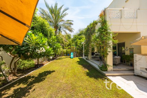 וילה להשכרה ב Meadows, Dubai, איחוד האמירויות 3 חדרי שינה, 458.1 מ"ר, מספר 739310 - תמונה 22