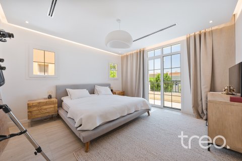 Vila v Arabian Ranches, Dubai, SAE 3 spálne, 213.03 m2 č. 739313 - Fotografia 15