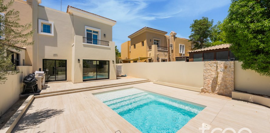 Vila v Arabian Ranches, Dubai, SAE 3 spálne, 213.03 m2 č. 739313