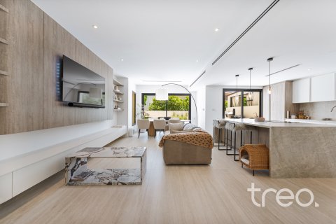 Vila v Arabian Ranches, Dubai, SAE 3 spálne, 213.03 m2 č. 739313 - Fotografia 4