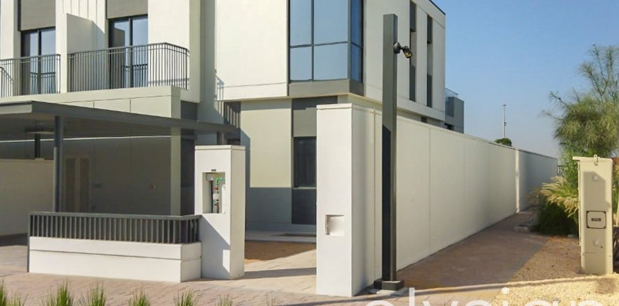 Rumah bandar di Al Furjan, Dubai, UAE 4 bilik tidur, 336 meter persegi № 586288