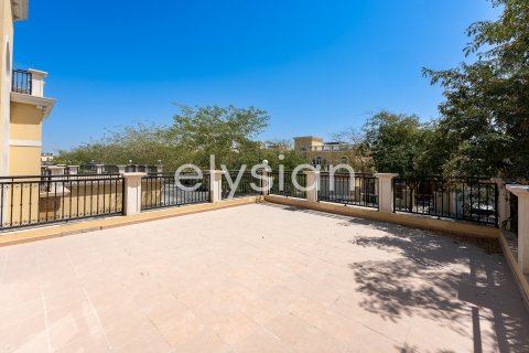 Villa in Jumeirah Park, Dubai, UAE 4 bedrooms, 510 sq.m. № 586287 - photo 10
