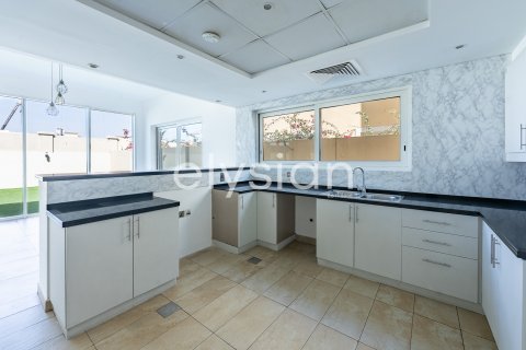 Villa in Jumeirah Park, Dubai, UAE 4 bedrooms, 510 sq.m. № 586287 - photo 3