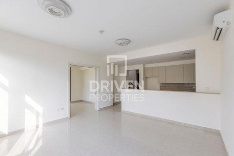 Townhouse in Town Square, Dubai, UAE 4 bedrooms, 262 sq.m. № 602845 - photo 1