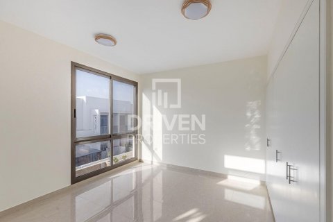 Townhouse in Town Square, Dubai, UAE 4 bedrooms, 262 sq.m. № 602845 - photo 3