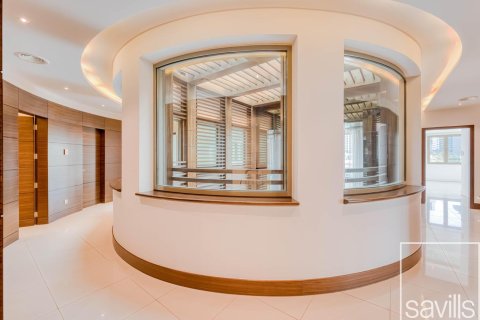 Vila u gradu Palm Jumeirah, Dubai, UAE 6 spavaće sobe, 1245.37 m2 Br. 747493 - Slika 16