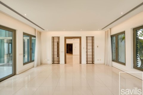 Vila u gradu Palm Jumeirah, Dubai, UAE 6 spavaće sobe, 1245.37 m2 Br. 747493 - Slika 12