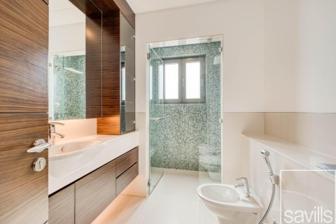 Vila u gradu Palm Jumeirah, Dubai, UAE 6 spavaće sobe, 1245.37 m2 Br. 747493 - Slika 25