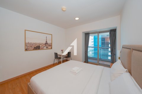 Apartment in Dubai Marina, Dubai, UAE 3 bedrooms, 186.5 sq.m. № 647439 - photo 12