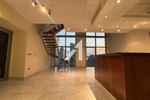 Apartment in DIFC, Dubai, UAE 2 bedrooms, 184.5 sq.m. № 647440 - photo 12