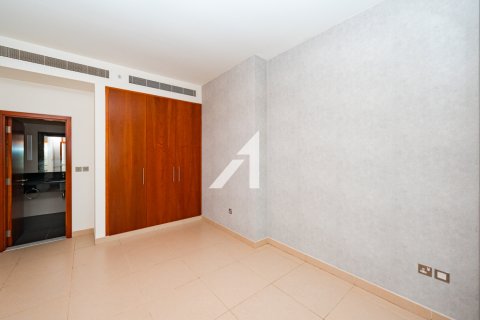 Apartment in DIFC, Dubai, UAE 2 bedrooms, 150.6 sq.m. № 647443 - photo 16