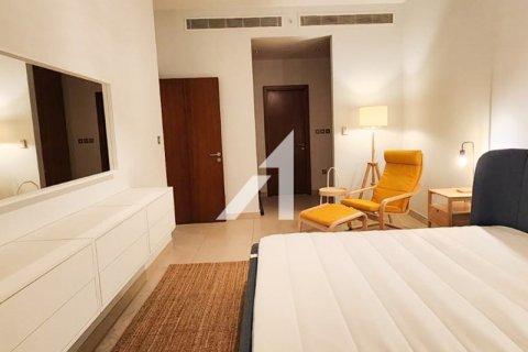 Apartment in DIFC, Dubai, UAE 1 bedroom, 103.3 sq.m. № 647441 - photo 13