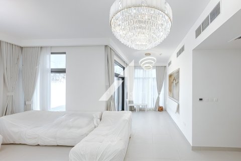 Villa in Dubai, UAE 3 bedrooms, 294.7 sq.m. № 647438 - photo 8