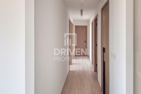 Apartment in Dubai Creek Harbour (The Lagoons), UAE 4 bedrooms, 220 sq.m. № 654586 - photo 9