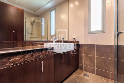 Vilë në Dubai Silicon Oasis, Emiratet e Bashkuara Arabe 3 dhoma gjumi, 351 m2. № 654587 - Foto 18