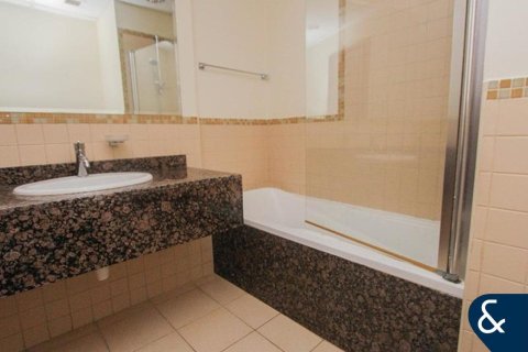 Lakás itt: Jumeirah Beach Residence, Dubai, EAE, 2 hálószoba, 125 m², azonosító: 667353 - fénykép 14