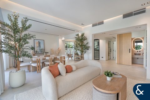 Βίλα σε The Lakes, Dubai, ΗΑΕ 5 υπνοδωμάτια, 372 τ.μ. Αρ. 667354 - φωτογραφία 5