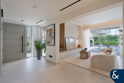 Βίλα σε The Lakes, Dubai, ΗΑΕ 5 υπνοδωμάτια, 372 τ.μ. Αρ. 667354 - φωτογραφία 6