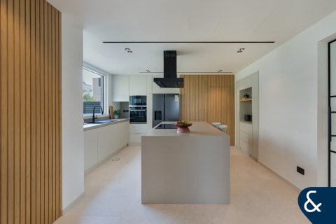 Βίλα σε The Lakes, Dubai, ΗΑΕ 5 υπνοδωμάτια, 372 τ.μ. Αρ. 667354 - φωτογραφία 7