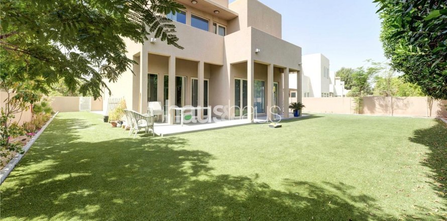 Villa in Arabian Ranches, Dubai, UAE 3 bedrooms, 309 sq.m. № 625336