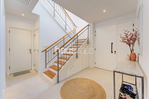 Villa in Arabian Ranches, Dubai, UAE 3 bedrooms, 309 sq.m. № 625336 - photo 6