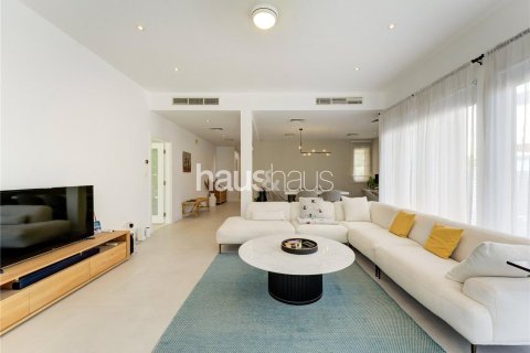 Villa in Arabian Ranches, Dubai, UAE 3 bedrooms, 309 sq.m. № 625336 - photo 14
