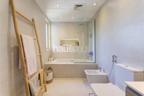 Villa in Arabian Ranches, Dubai, UAE 3 bedrooms, 309 sq.m. № 625336 - photo 9
