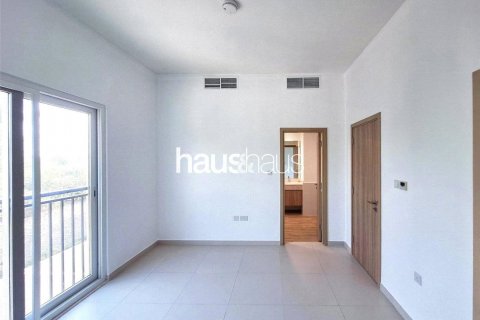 Řadový dům v Dubai Land, Dubai, SAE 2 ložnice, 170 m² Č.: 625337 - fotografie 16