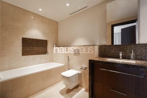 Duplex in Downtown Dubai (Downtown Burj Dubai), UAE 3 bedrooms, 363 sq.m. № 625322 - photo 19