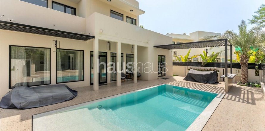 Vilë në Arabian Ranches, Dubai, Emiratet e Bashkuara Arabe 4 dhoma gjumi, 325 m2. № 625335