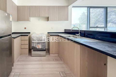 טאונהאוס למכירה ב DAMAC Hills (Akoya by DAMAC), Dubai, איחוד האמירויות  4 חדרי שינה, 191 מ"ר, מספר 625320 - תמונה 3