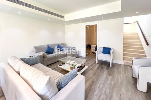 Vila v The Springs, Dubai, SAE 3 spálne, 228 m2 č. 626439 - Fotografia 3