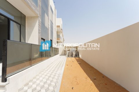 Villa til salgs i Al Shamkha, Abu Dhabi, Emiratene 5 soverom, 420 kvm Nr. 658866 - Foto 11