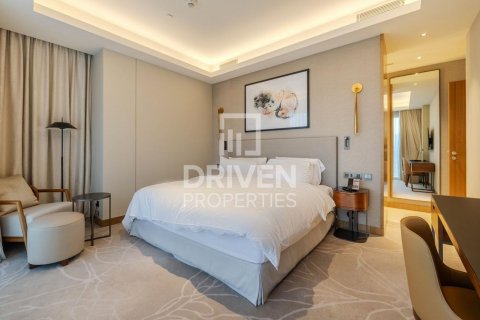 Apartment til salg i Downtown Dubai (Downtown Burj Dubai), Dubai, UAE 3 soveværelser, 146.14 kvm № 743506 - foto 10