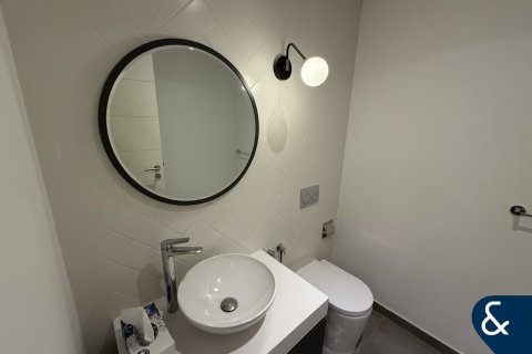 شقة للبيع في دائرة قرية جميرا، دبي، الإمارات العربية المتحدة 2 غرفة نوم ، 121 متر مربع ، رقم 685337 - صورة 10