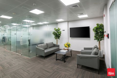 Oficiu în Business Bay, Dubai, EAU 434.4 mp.  №695253