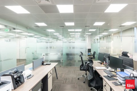 Office in Business Bay, Dubai, UAE 434.4 sq.m. № 695253 - photo 7
