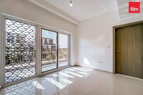 Řadový dům v Dubai, SAE 3 ložnice, 112.2 m² Č.: 695249 - fotografie 6