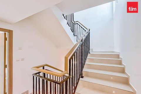 Řadový dům v Dubai, SAE 3 ložnice, 112.2 m² Č.: 695249 - fotografie 4