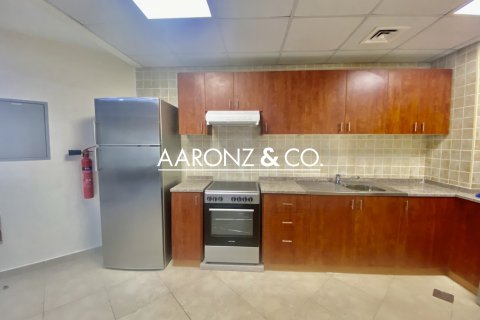 Διαμέρισμα σε Jumeirah Lake Towers, Dubai, ΗΑΕ 1 υπνοδωμάτιο, 89 τ.μ. Αρ. 681179 - φωτογραφία 12