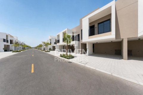 تاون هاوس للإيجار في Arabian Ranches 3، دبي، الإمارات العربية المتحدة 3 غرفة نوم ، 125.23 متر مربع ، رقم 746558 - صورة 3