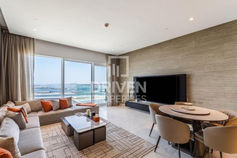 Apartment til leje i Jumeirah Beach Residence, Dubai, UAE 2 soveværelser, 179.3 kvm № 746606 - foto 2